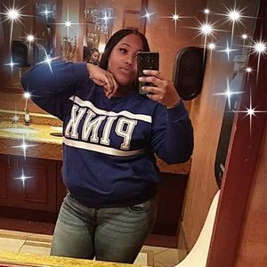 Meet your Posher, Victoria